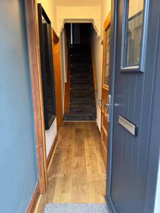 Hébergement de vacances Stylish, Spacious And Central 4 Bedroom House Belfast