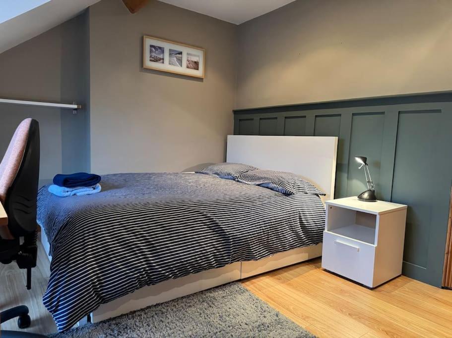 Stylish, Spacious And Central 4 Bedroom House *